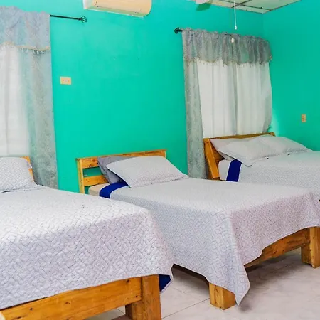 Hostal Familiar Argeñal David Exterior foto
