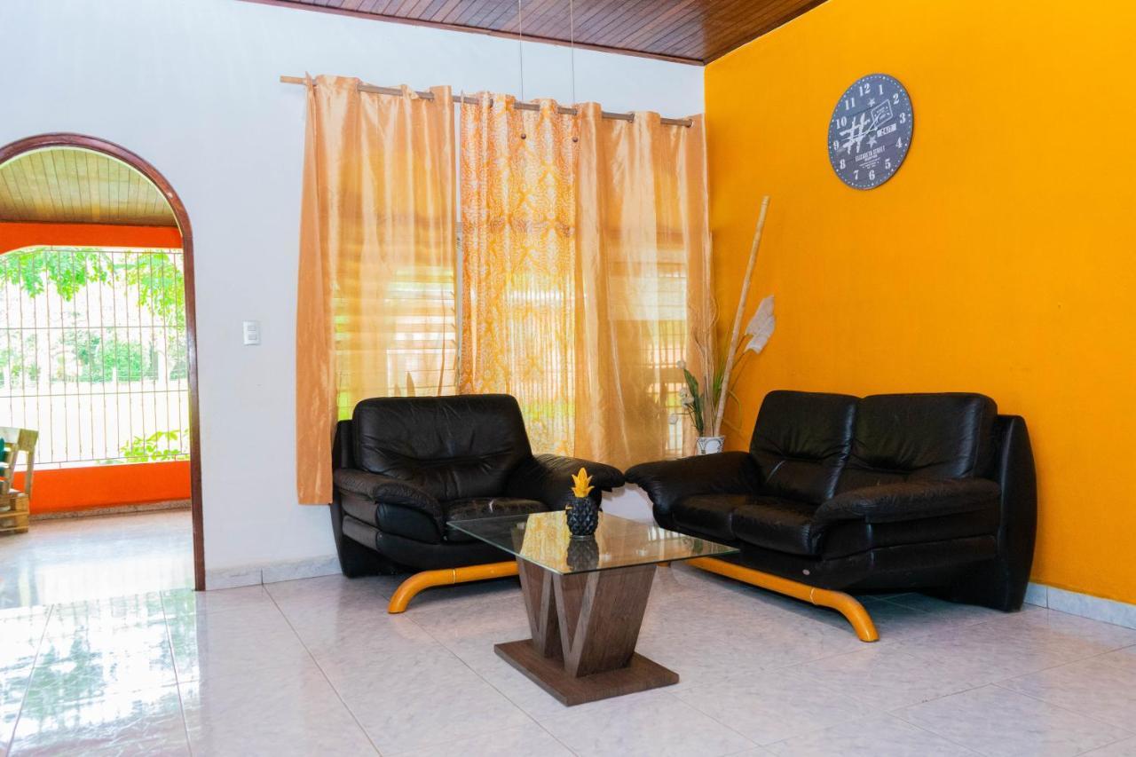 Familiar Argeñal Hostal *