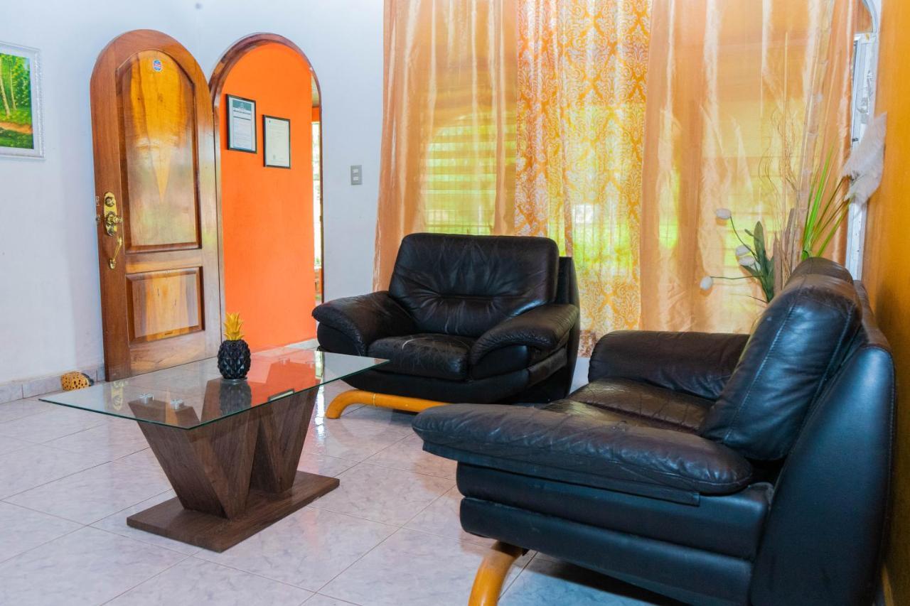 Hostal Familiar Argeñal