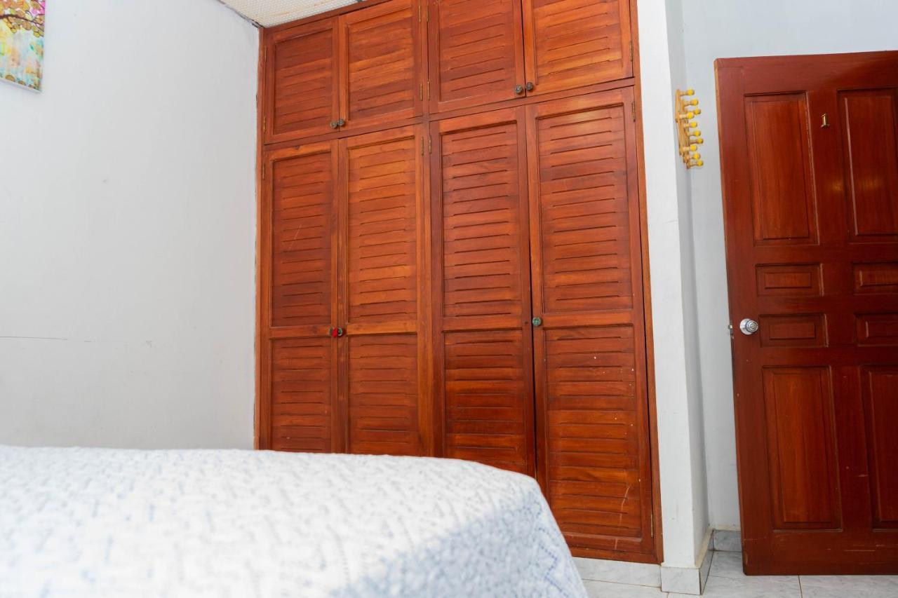 Hostal Familiar Argeñal *